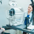 Центр стоматологии и имплантологии YourMed на Молодёжной улице Фотография 1